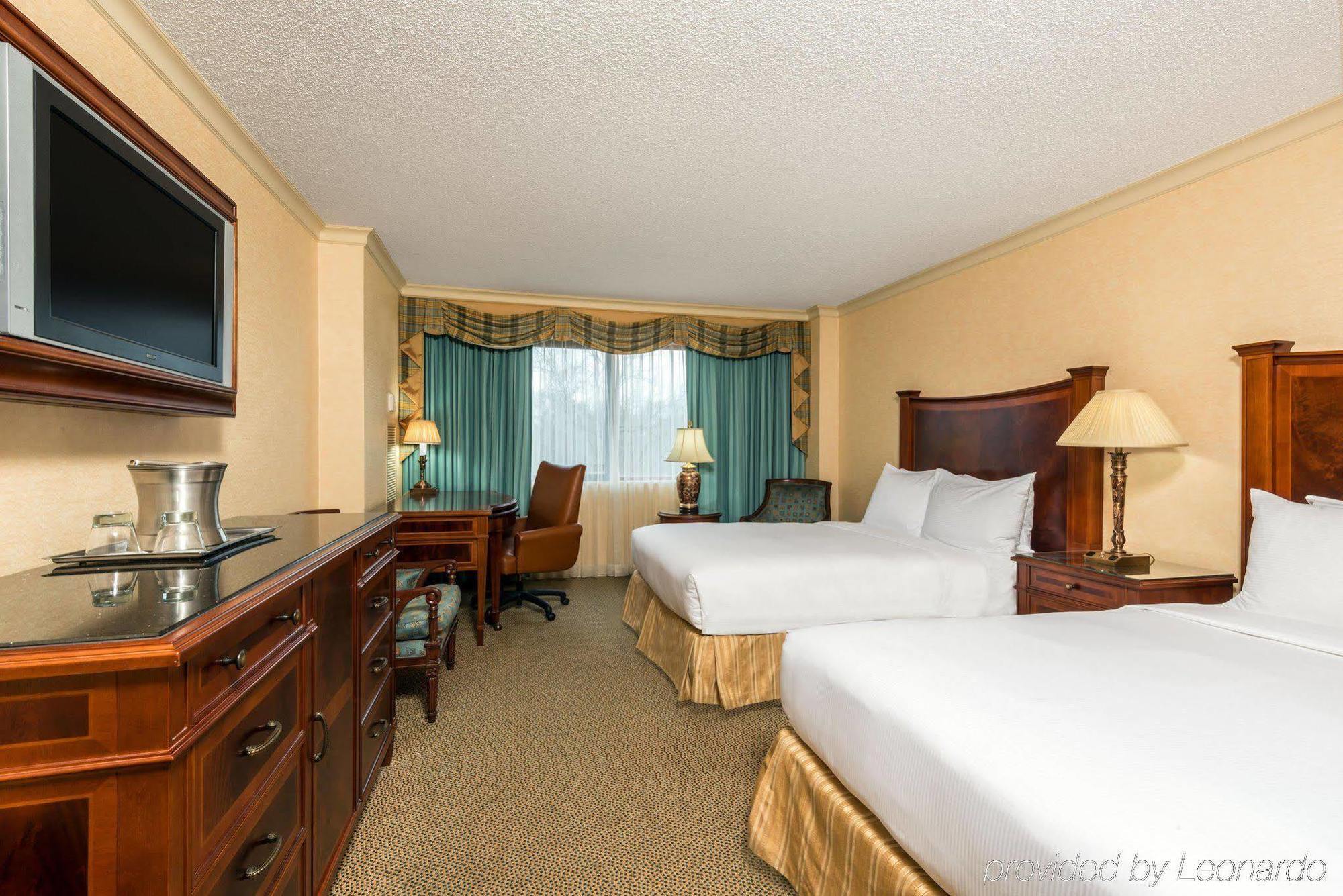 HILTON SHORT HILLS HOTEL ::: UNITED STATES ::: COMPARE HOTEL RATES